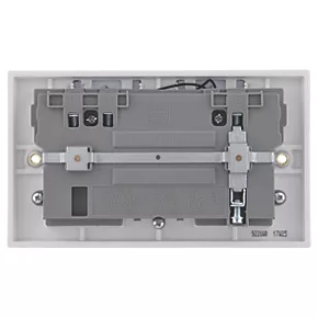 British General 900 Series 13A 2-Gang SP Switched Wi-Fi Extender Socket + 2.1A 1-Outlet Type A USB Charger White 6 British General 900 Series 13A 2-Gang SP Switched Wi-Fi Extender Socket + 2.1A 1-Outlet Type A USB Charger White - Image 4